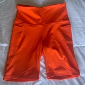Old Navy Elevate 8” bike shorts